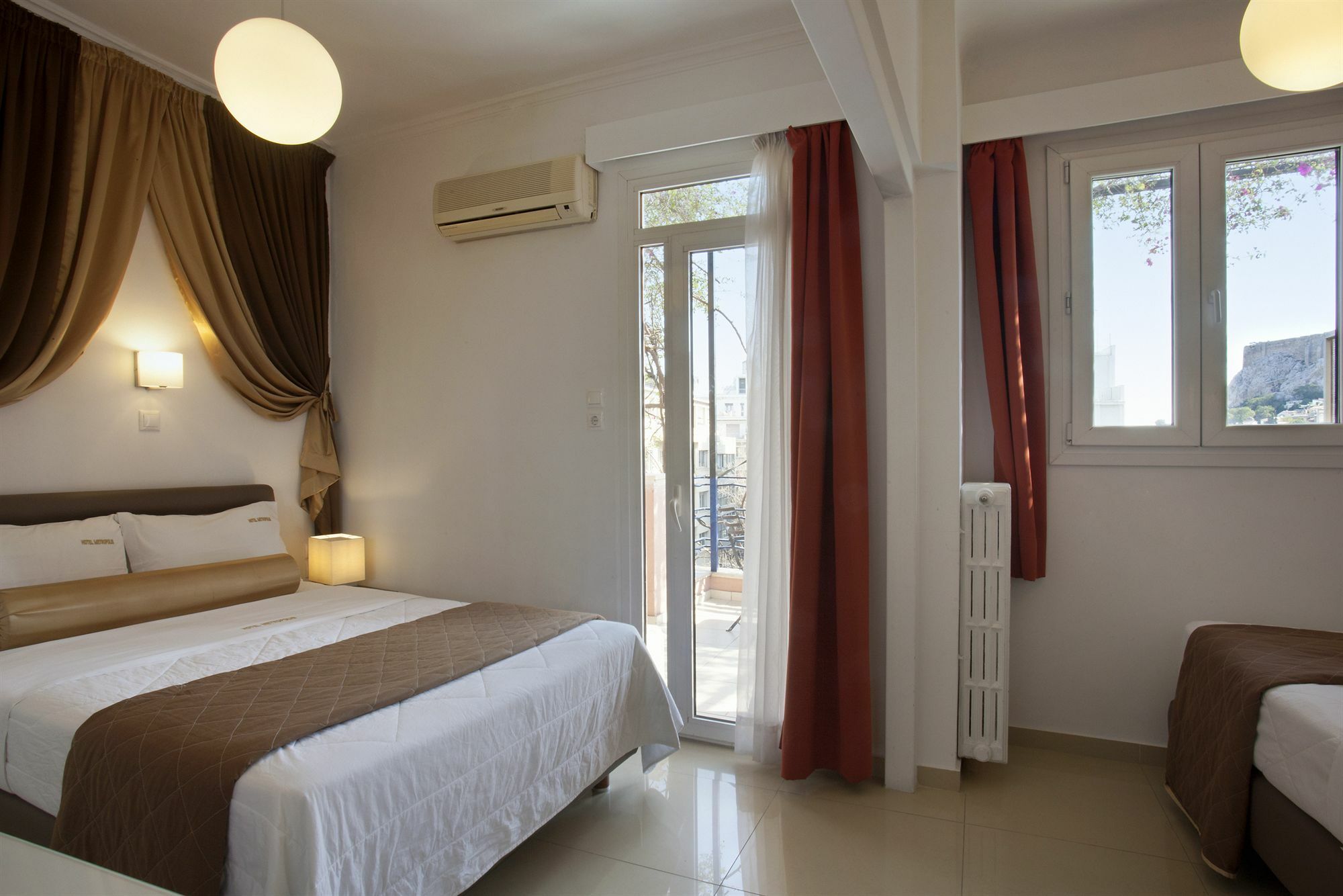 Hotel Metropolis