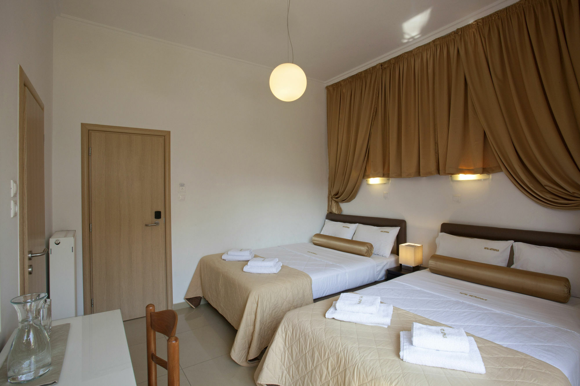 Hotel Metropolis 2*